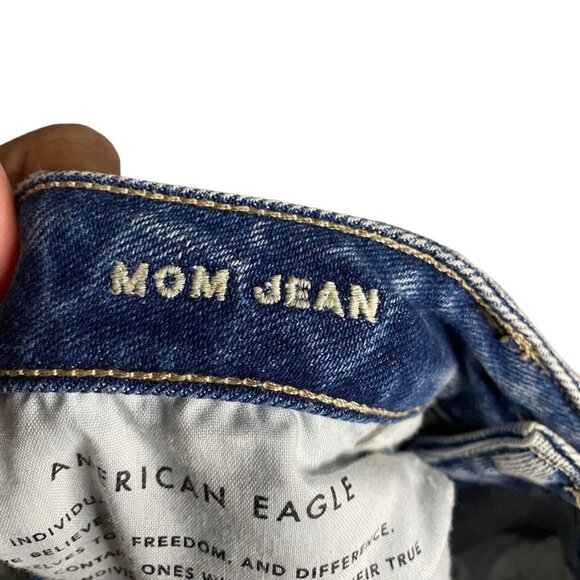 American Eagle Women's Medium Indigo Distressed High Waisted Mom Jeans - Picture 7 of 9
